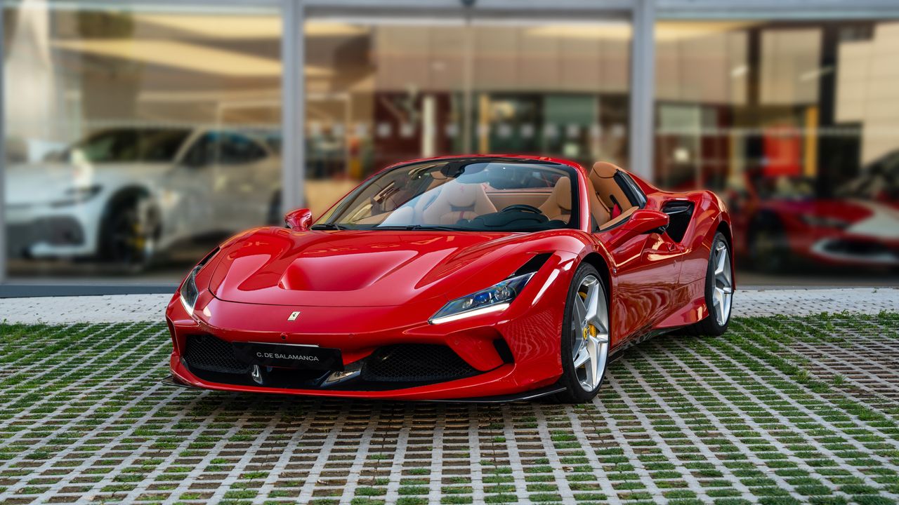 Ferrari F8 SPIDER - Foto 3