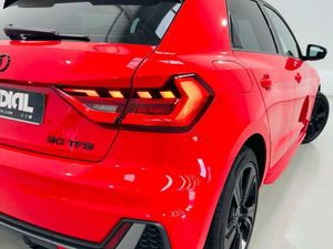 Audi A1 Sportback S line 30 TFSI 81kW (110CV)  - Foto 6