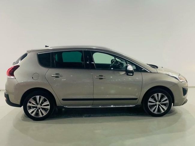 Peugeot 3008 1.6BLUEHDI 120 HP ALLURE S&S  - Foto 2