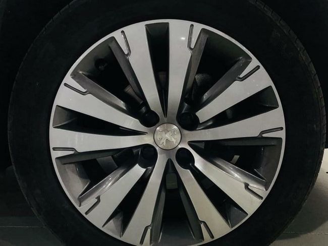 Peugeot 3008 1.6BLUEHDI 120 HP ALLURE S&S  - Foto 7