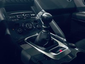 Peugeot 3008 1.6BLUEHDI 120 HP ALLURE S&S  - Foto 15