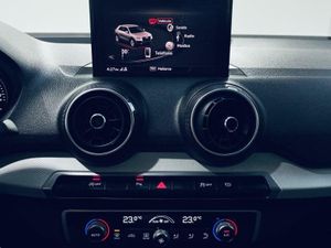 Audi Q2 Design 30 TFSI 85kW (116CV) S tronic  - Foto 13