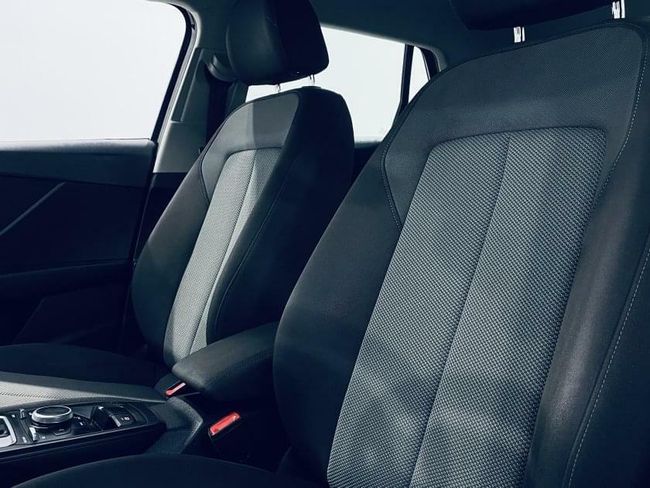 Audi Q2 Design 30 TFSI 85kW (116CV) S tronic  - Foto 15