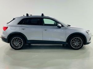 Audi Q3 Black line 35 TFSI 110kW (150CV)  - Foto 2