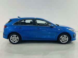 Kia Ceed 1.6 MHEV iMT 100kW (136CV) Drive  - Foto 2