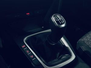 Kia Ceed 1.6 MHEV iMT 100kW (136CV) Drive  - Foto 14