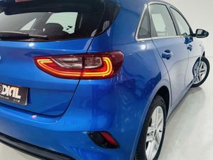 Kia Ceed 1.6 MHEV iMT 100kW (136CV) Drive  - Foto 8