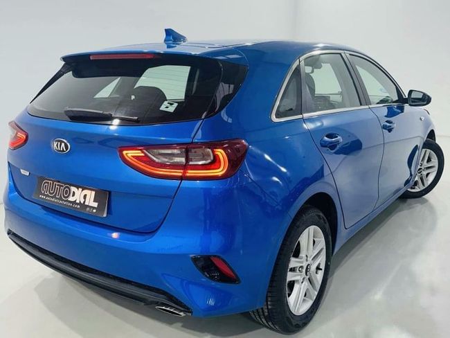 Kia Ceed 1.6 MHEV iMT 100kW (136CV) Drive  - Foto 7