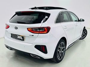 Kia Ceed 1.6 CRDi 100kW (136CV) GT Line  - Foto 7