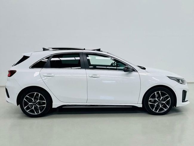 Kia Ceed 1.6 CRDi 100kW (136CV) GT Line  - Foto 2
