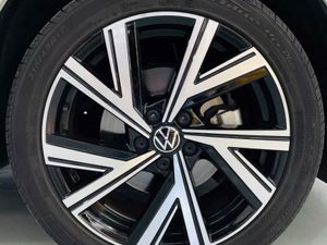Volkswagen Polo R LINE  - Foto 14