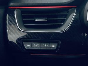 Renault Arkana RS Line TCe 103kW(140CV) EDC mild hybrid  - Foto 17