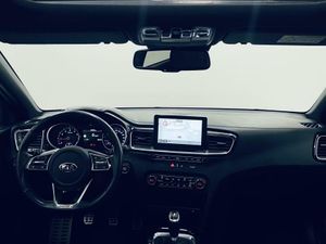 Kia Ceed 1.4 T-GDi 103kW (140CV) GT Line  - Foto 13