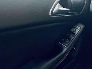 Mercedes GLA GLA 220 D 4MATIC  - Foto 15