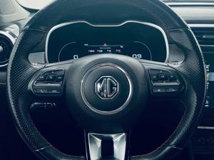 MG ZS 1.0T Luxury Auto  - Foto 10