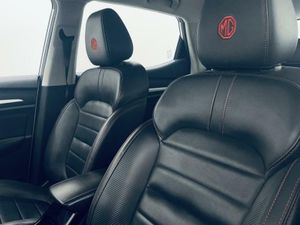 MG ZS 1.0T Luxury Auto  - Foto 19