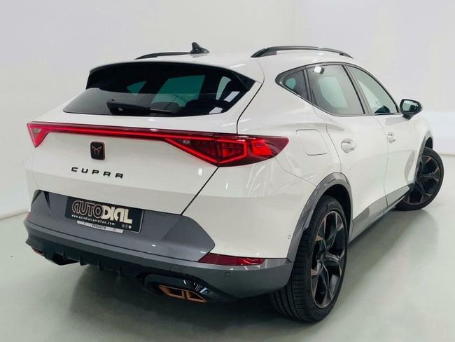 Cupra Formentor 1.4 e-Hybrid 150kW (204 CV) DSG  - Foto 8