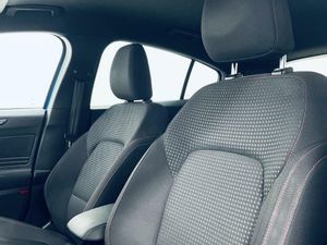 Ford Focus 2.0 Ecoblue 110kW ST-Line  - Foto 17