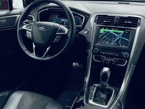 Ford Mondeo 2.0 EcoBoost 177kW PowerShift ST-Line  - Foto 3