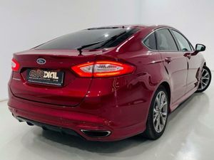Ford Mondeo 2.0 EcoBoost 177kW PowerShift ST-Line  - Foto 8