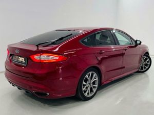Ford Mondeo 2.0 EcoBoost 177kW PowerShift ST-Line  - Foto 7