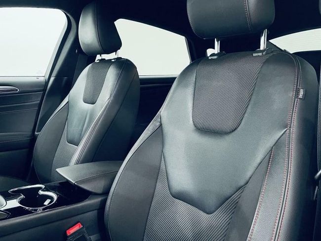 Ford Mondeo 2.0 EcoBoost 177kW PowerShift ST-Line  - Foto 15
