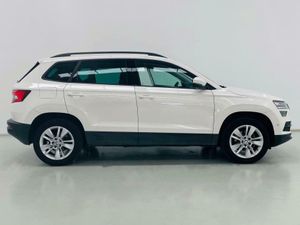 Skoda Karoq 1.5 TSI 110kW (150CV) DSG ACT Ambition  - Foto 2