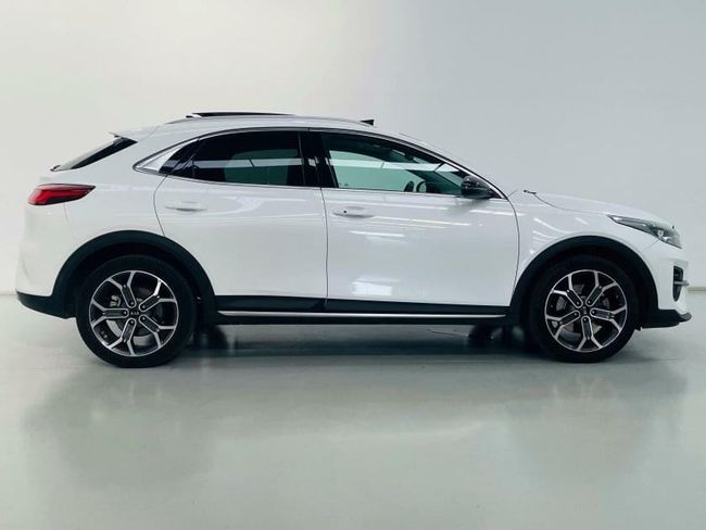 Kia XCeed 1.4 T-GDi Tech 103kW (140CV) DCT  - Foto 2