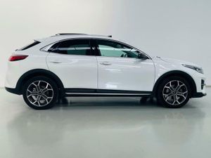 Kia XCeed 1.4 T-GDi Tech 103kW (140CV) DCT  - Foto 2
