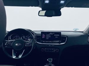 Kia XCeed 1.4 T-GDi Tech 103kW (140CV) DCT  - Foto 21