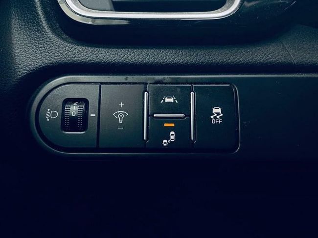 Kia XCeed 1.4 T-GDi Tech 103kW (140CV) DCT  - Foto 17