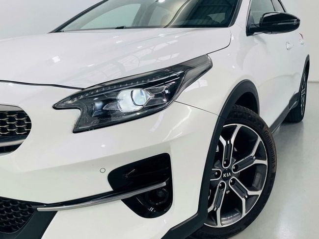 Kia XCeed 1.4 T-GDi Tech 103kW (140CV) DCT  - Foto 10