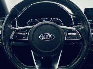 Kia Ceed 1.5 MHEV 118kW (160CV) GT Line DCT  - Foto 11