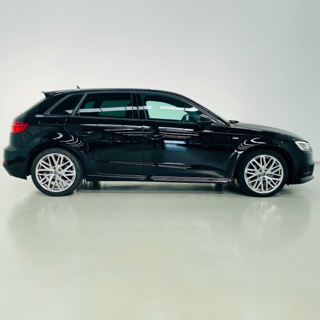 Audi A3 S line edition 1.6 TDI S tronic Sportb  - Foto 2