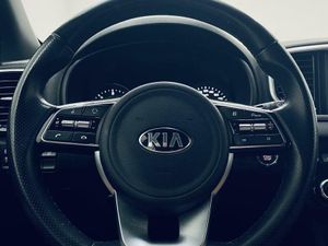 Kia Sportage 1.6 MHEV GT Line Essential 136CV 4X4  - Foto 16