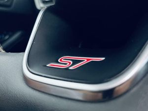 Ford Focus 2.3 Ecoboost 206kW ST 3  - Foto 17