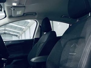 Ford Focus 1.0 Ecoboost 92kW Active  - Foto 22