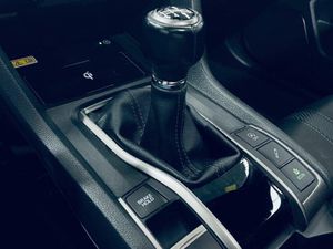 Honda Civic 1.5 I-VTEC TURBO SPORT PLUS  - Foto 18