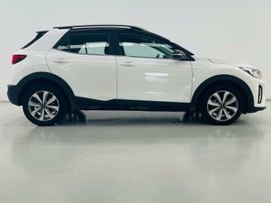 Kia Stonic 1.0 T-GDi 74kW (100CV) MHEV iMT Drive  - Foto 2