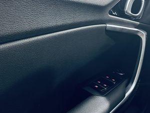 KIA XCEED TECH  - Foto 19