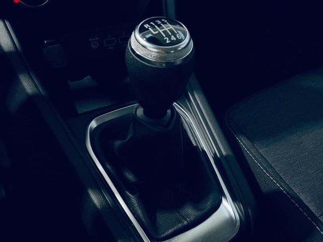 RENAULT CAPTUR INTENSE  - Foto 16