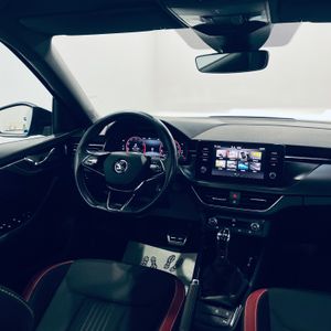 Skoda Kamiq 1.5 TSI 110kW (150CV) DSG Montecarlo  - Foto 3