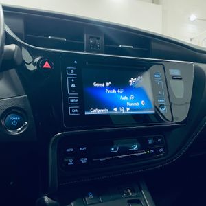 Toyota Auris 1.8 140H Hybrid Feel! Edition  - Foto 17