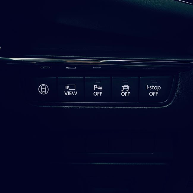 Mazda 3 2.0 e-SKYACTIV-G ZENITH AT  - Foto 16