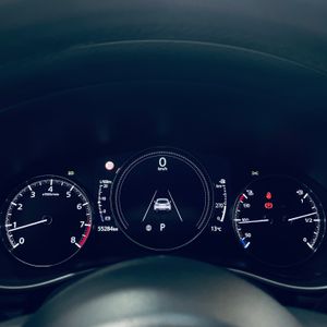 Mazda 3 2.0 e-SKYACTIV-G ZENITH AT  - Foto 13