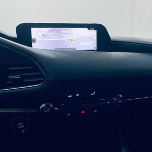 Mazda 3 2.0 e-SKYACTIV-G ZENITH AT  - Foto 18