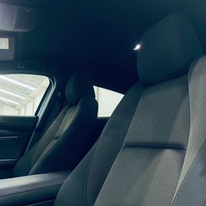 Mazda 3 2.0 e-SKYACTIV-G ZENITH AT  - Foto 21