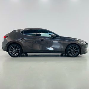 Mazda 3 2.0 e-SKYACTIV-G ZENITH AT  - Foto 2