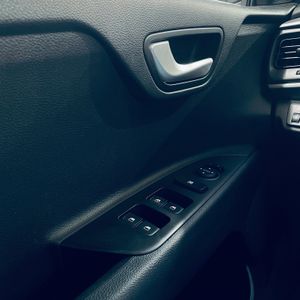 Kia Stonic 1.2 DPi 62kW (84CV) Concept  - Foto 17