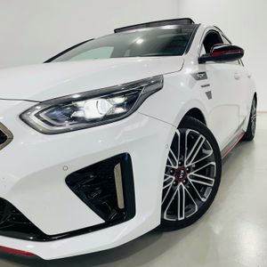 Kia ProCeed GT  - Foto 11